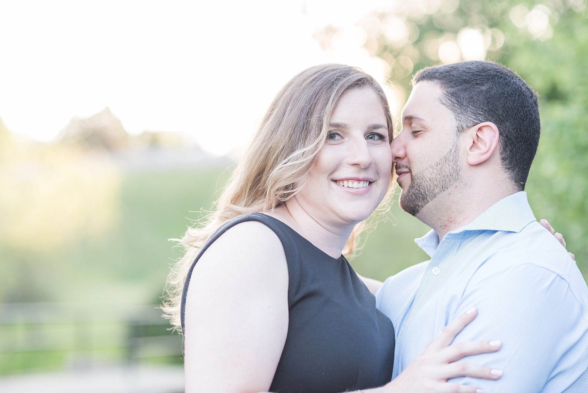 Spring Experimental Farm Engagement | Ottawa Engagement | Engagement photos at Dominion Arboretum at the Central Experimental Farm Get more inspiration from this fun springtime engagement session. #ottawawedding #weddingphotography #ottawaweddings