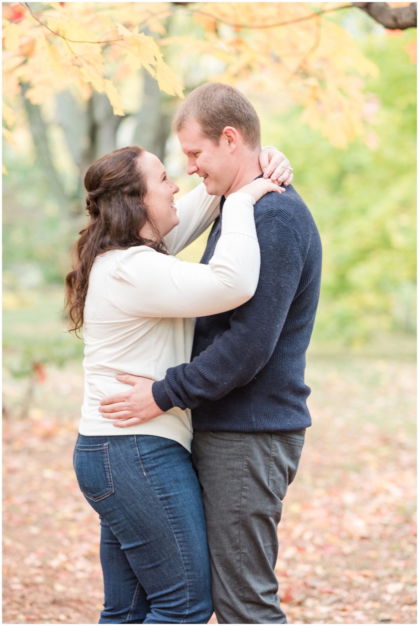 Autumn Arboretum Engagement » Sweet And Giggly Fall Engagement Session ...